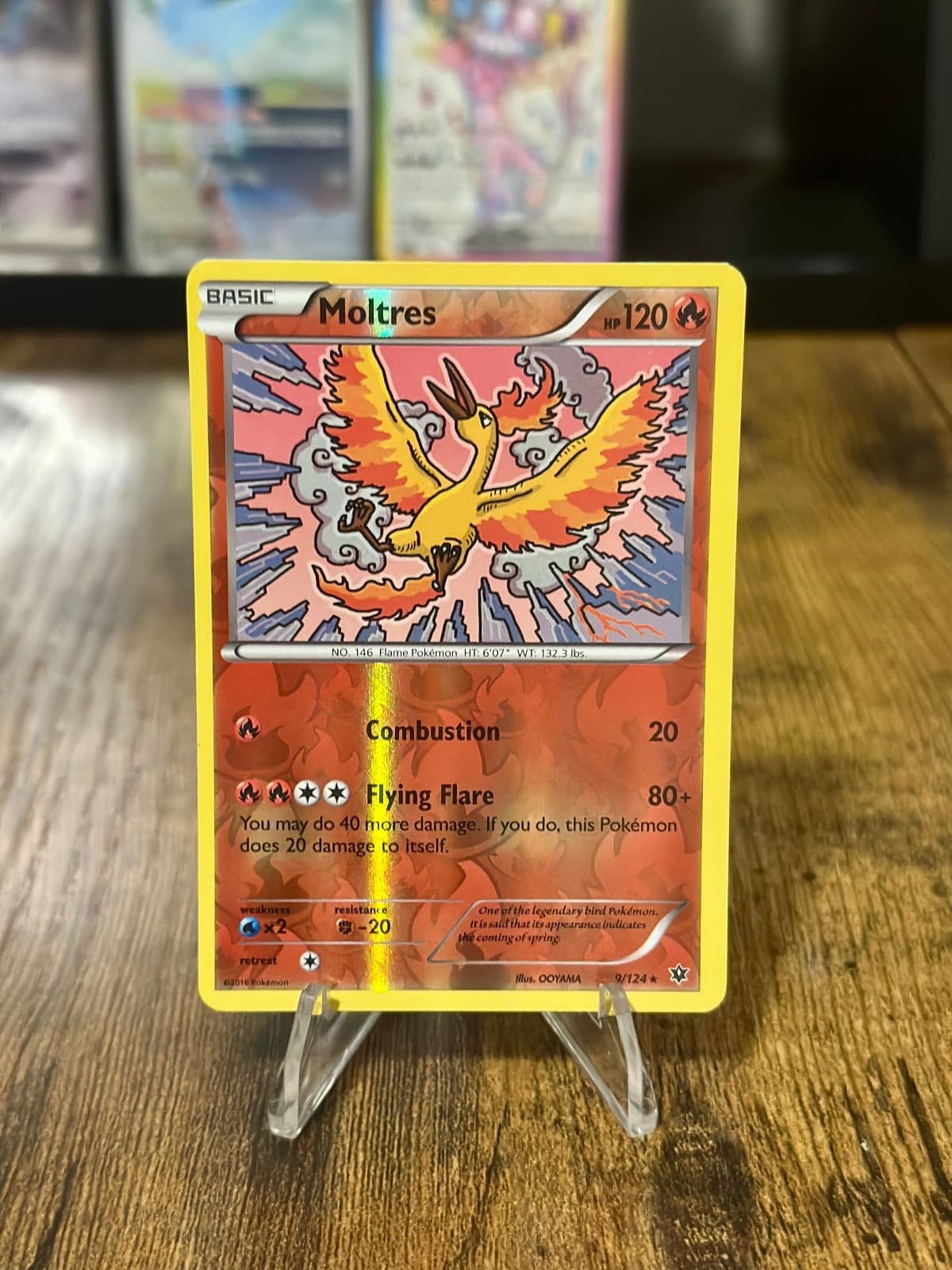 Moltres 9/124 Fates Collide - Reverse Holofoil