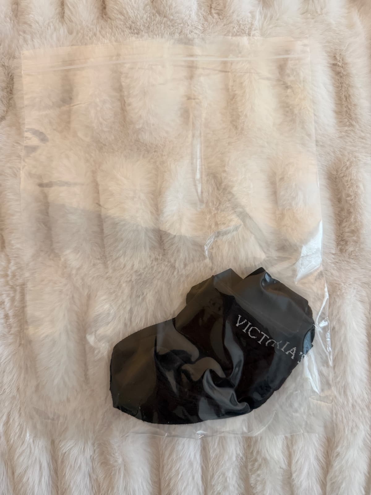 Auction image 2 of 2