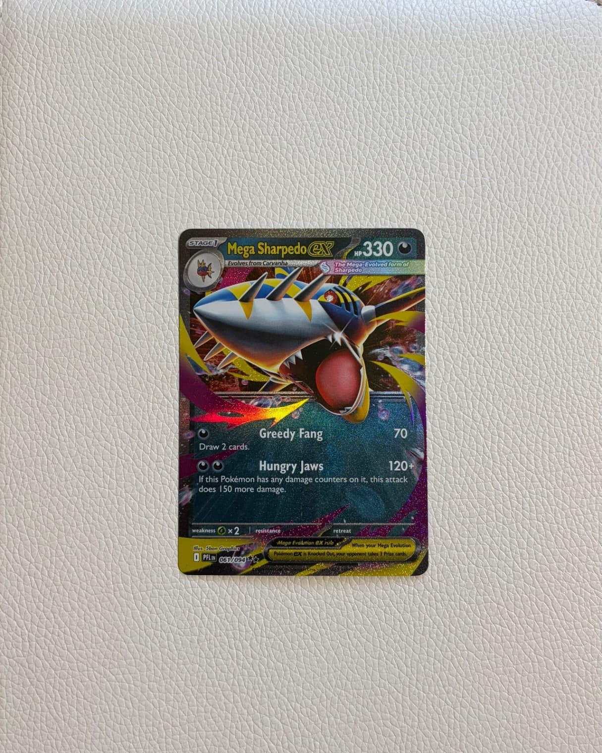Mega Sharpedo EX Holo 061/094 Phantasmal...