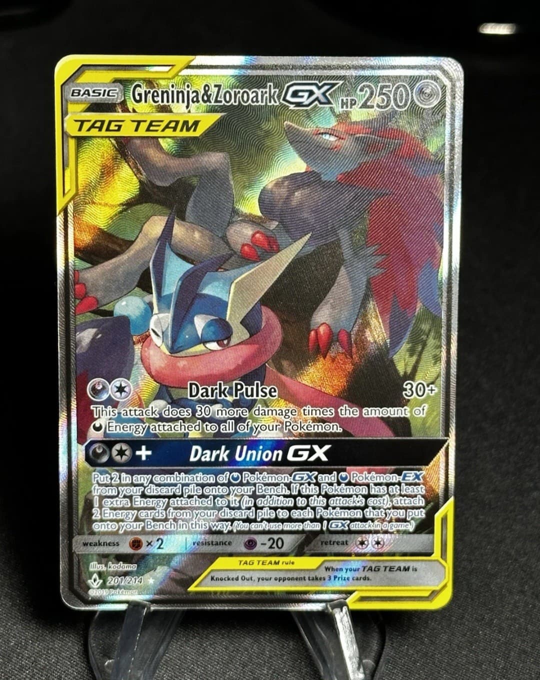 Greninja & Zoroark GX 201/214 Full Art Ultra...