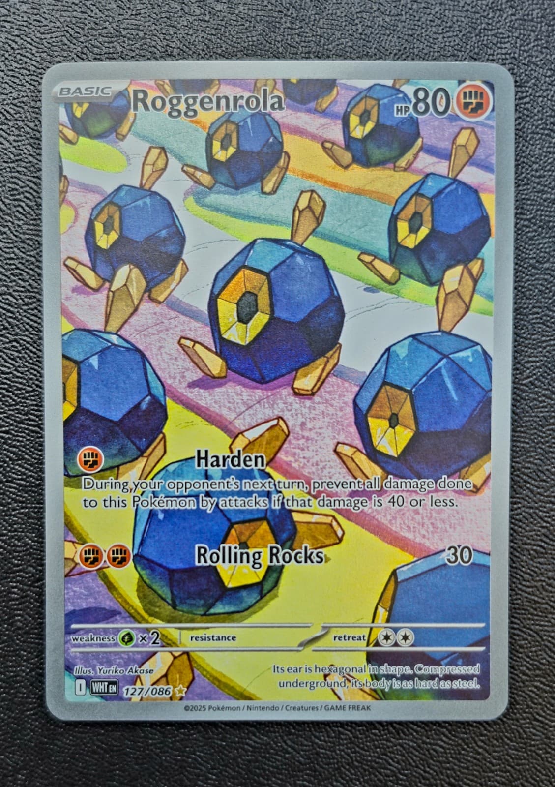 White Flare Roggenrola 127/086 Illustration Rare
