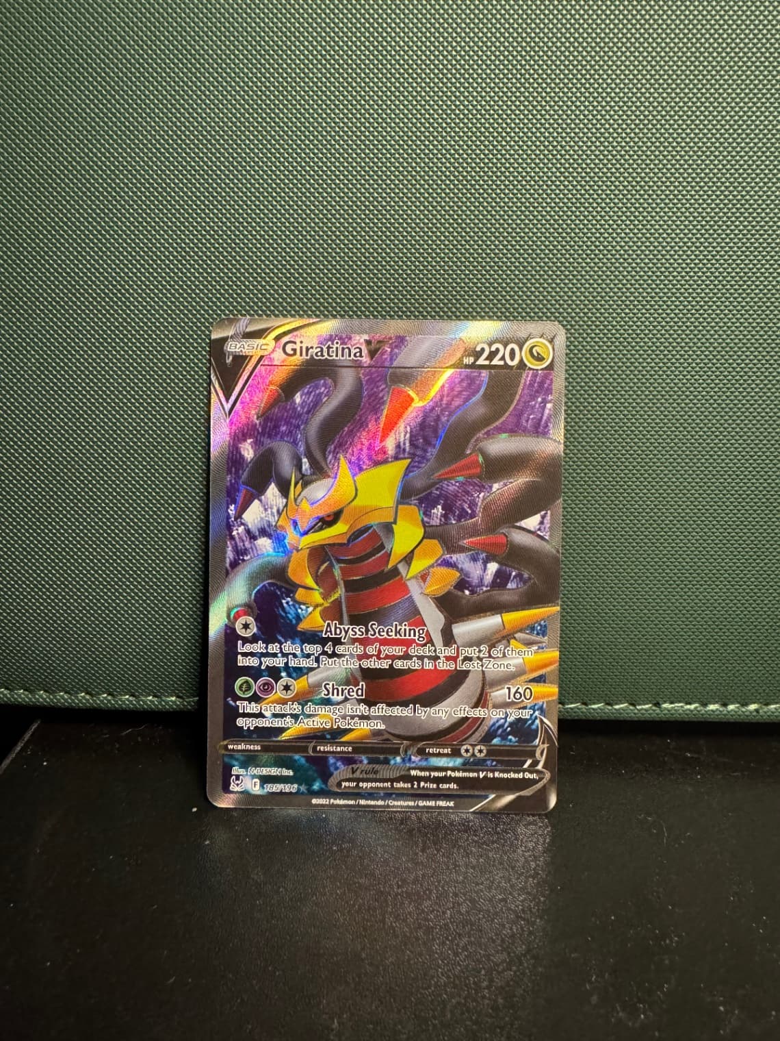 Giratina V (Full Art) - SWSH11: Lost Origin...