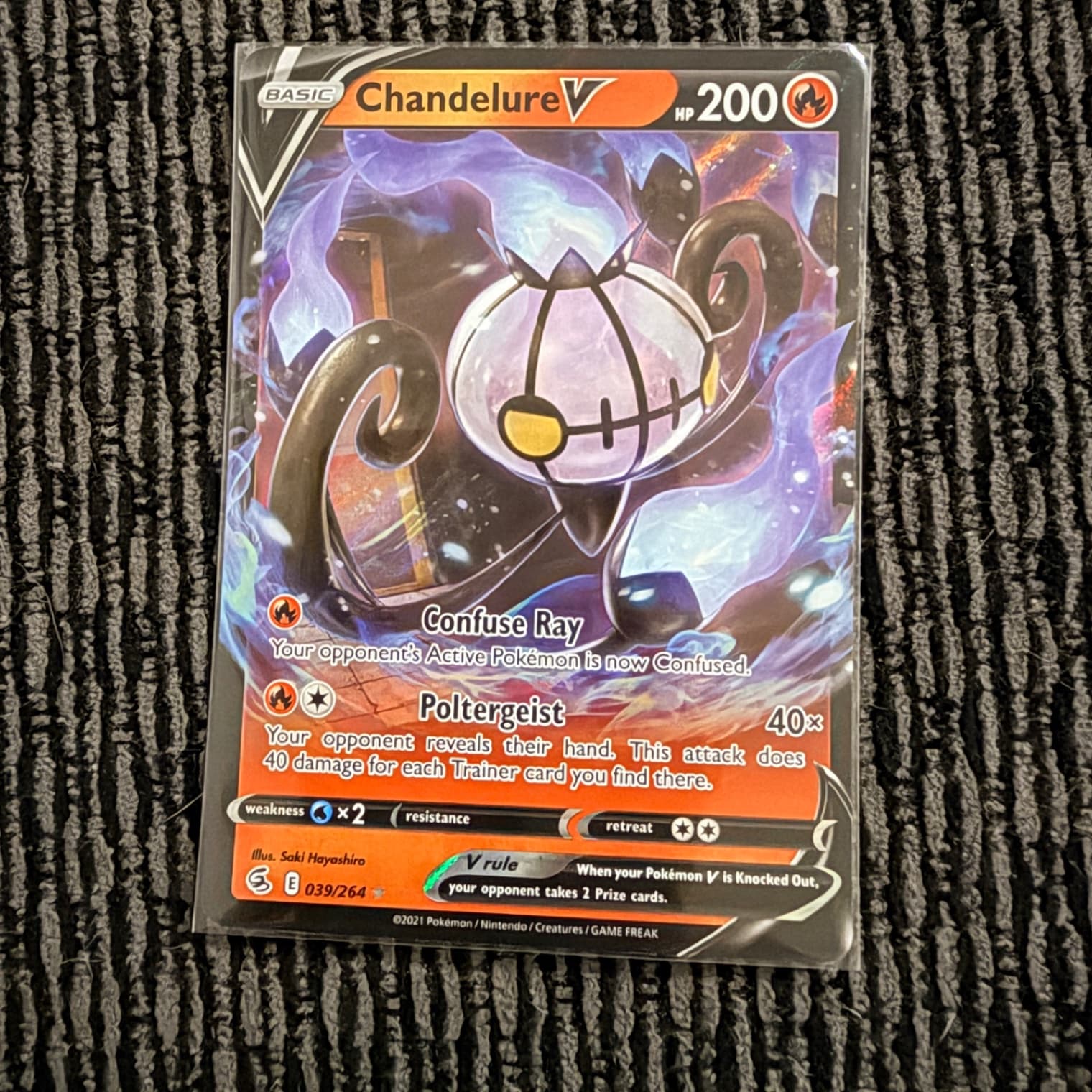 2021 Fusion Strike Chandelure V 39/264 Holo Rare V
