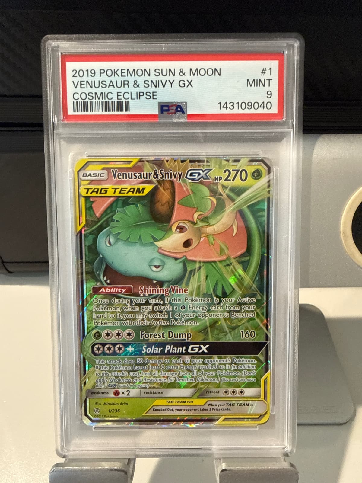 2019 Sun & Moon Cosmic Eclipse Venusaur &...
