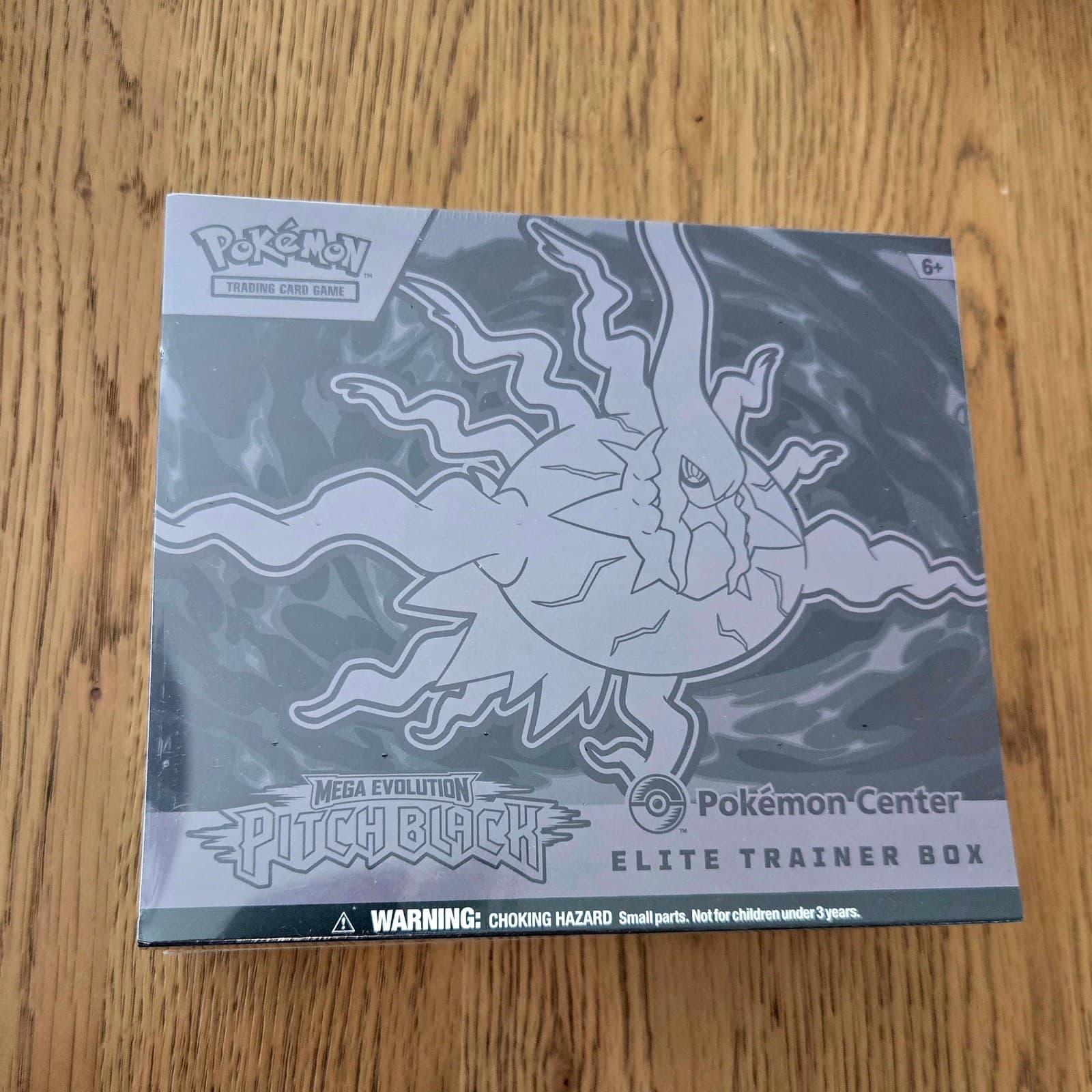 Pitch Black Pokémon Center ETB