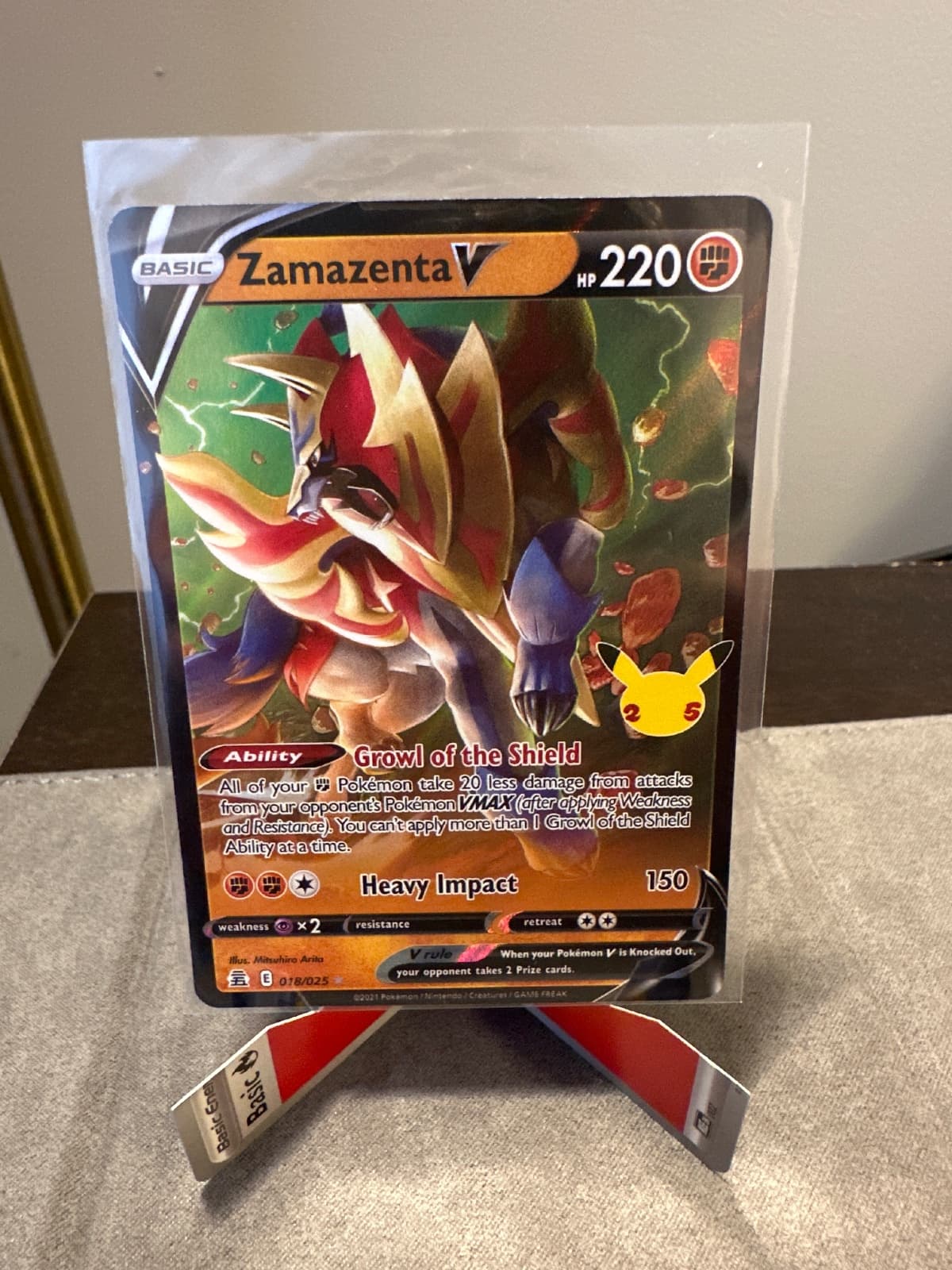 Celebrations Zamazenta V 18/25 Holo Rare